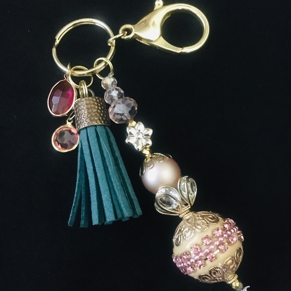 Beaded Gold Keychain with Charms!